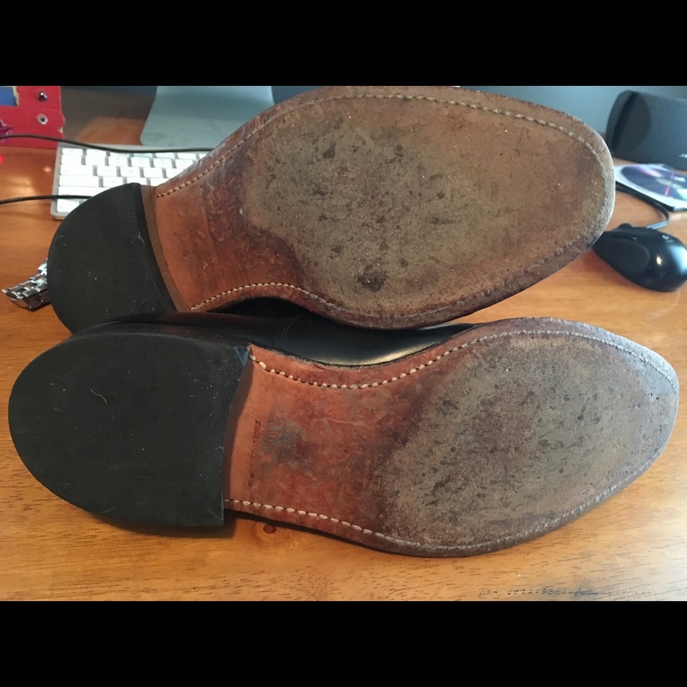 Men’s dress shoes by Johnston & Murphy - Picture 3 of 6